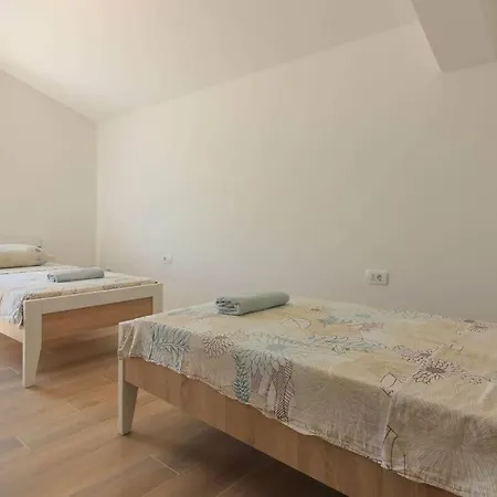 Seve Ii Comfortable Holiday Holiday home Pula